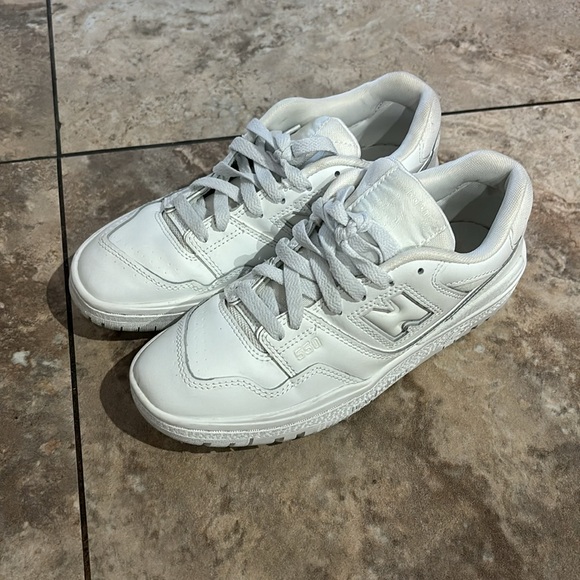 New balance 550 size 5.5 - Picture 2 of 8